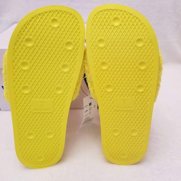 Adidas X JEREMY SCOTT ADILETTE TEDDY SLIDES - Picture 8 of 10